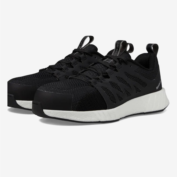 Reebok Fusion Flexweave™ Work Shoe Style RB413 Composite Toe, Women’s Sz 8W - Picture 1 of 13